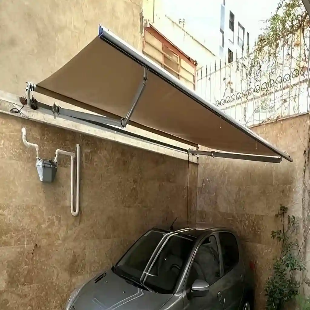 سایبان&zwnj; برقی ریلی با ستون جانبی