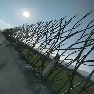 بهترین نرده روی دیوار آپارتمان و ویلا