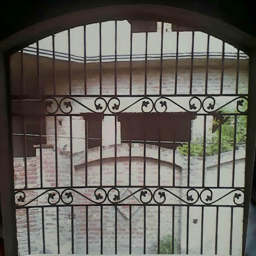 window-guard-iron-fence-wrought-iron-la قیمت ساخت حفاظ پنجره
