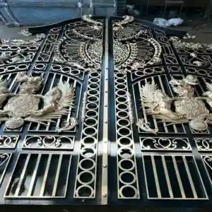 خرید درب پارکینگ فرفورژه لوکس شیک