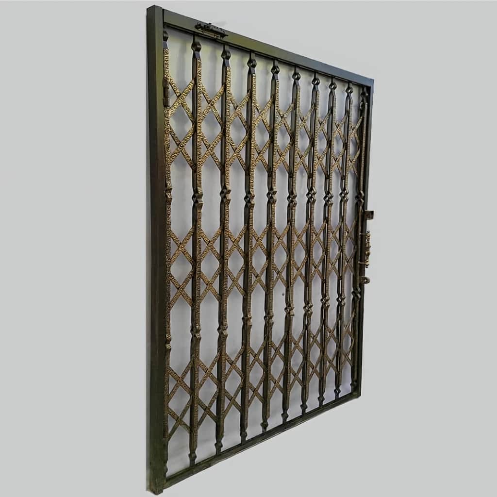 خرید درب آکاردئونی آپارتمان سه گل در سنندج