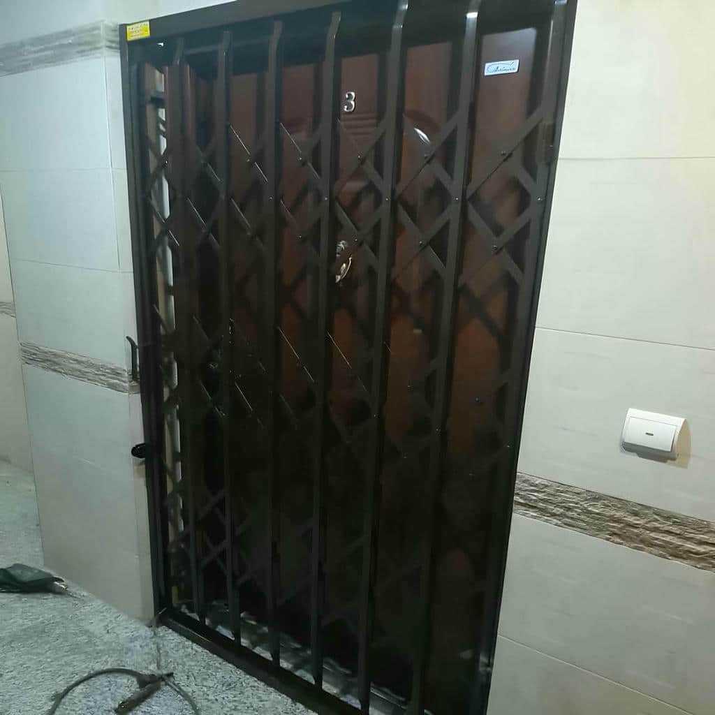قیمت درب آکاردئونی حفاظ آپارتمان قفل ضدبرش در آمل