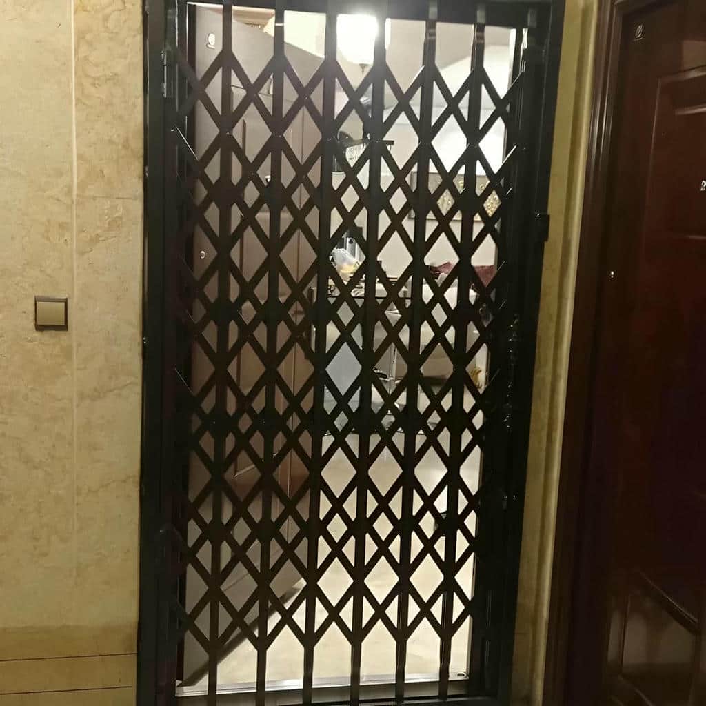 نصب درب آکاردئونی حفاظ آپارتمان درب ضدسرقت در کردان