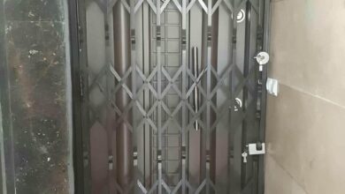 درب آکاردئونی آپارتمان در گنبدکاووس