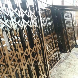 درب آکاردئونی حفاظ آپارتمان در بجنورد
