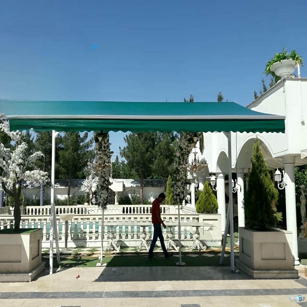 سایه بان برقی در بجنورد