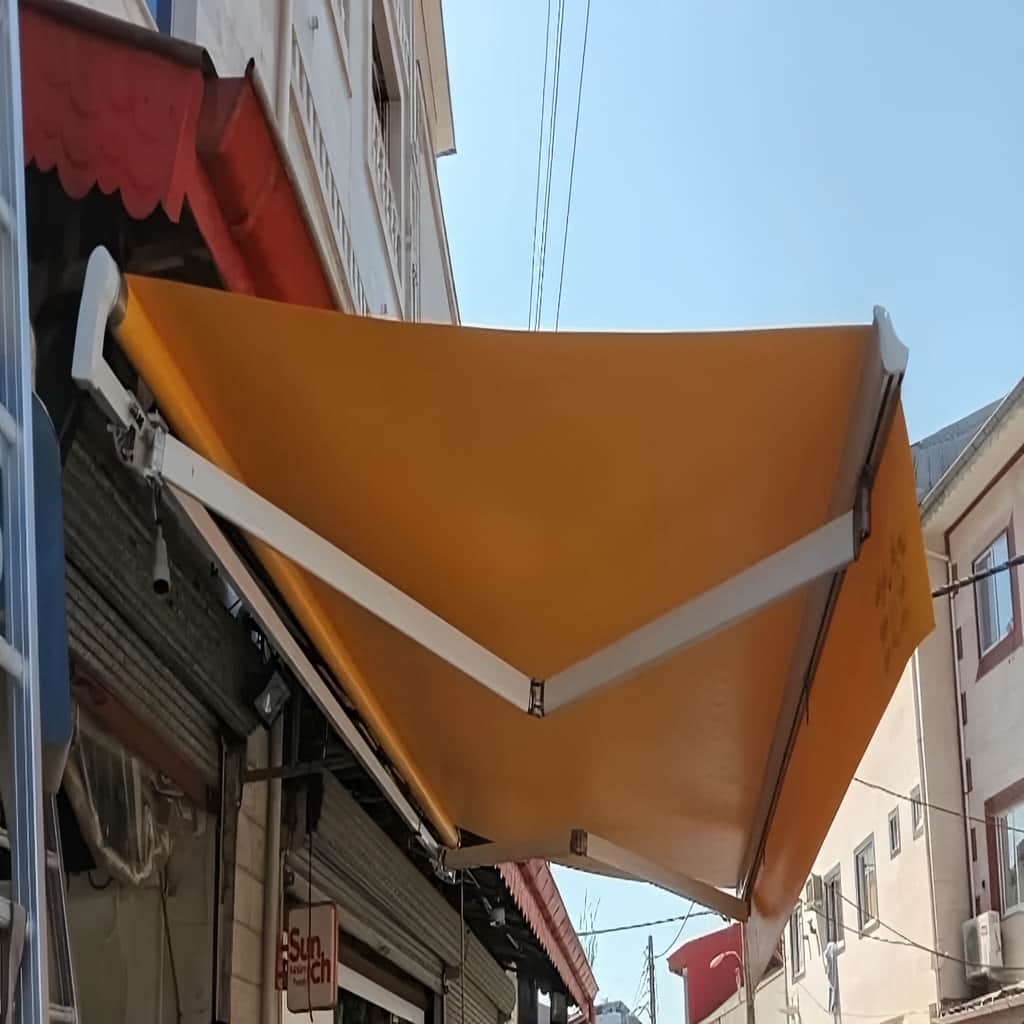قیمت سایه بان برقی بازویی در شیراز