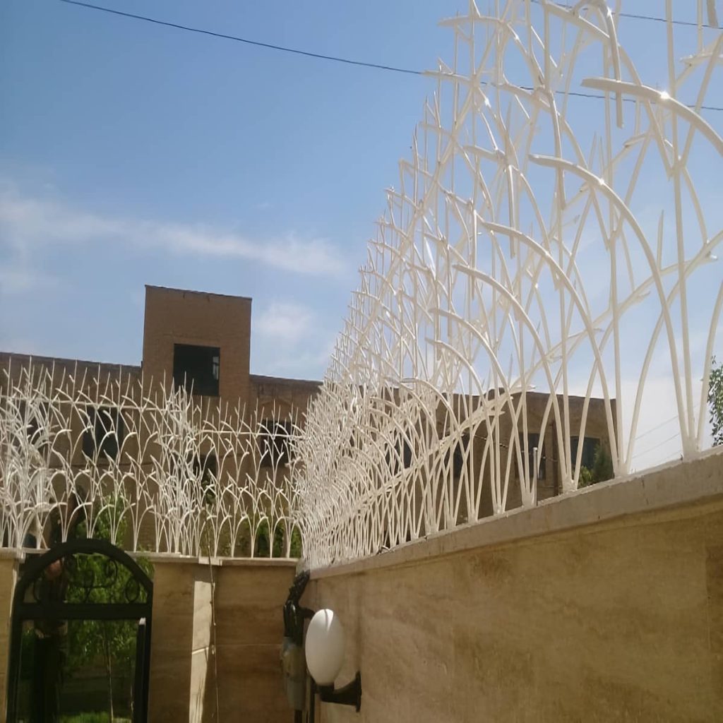 نصب حفاظ شاخ گوزنی رنگ ضدزنگ در سقز