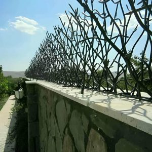 حفاظ شاخ گوزنی در محمودآباد