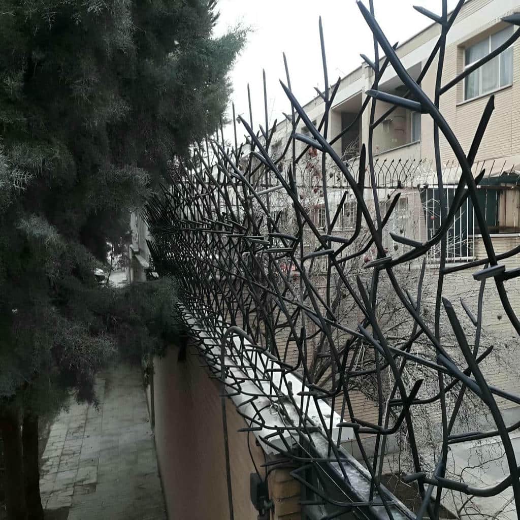 نصب حفاظ شاخ گوزنی رنگ ضدزنگ در محمدشهر