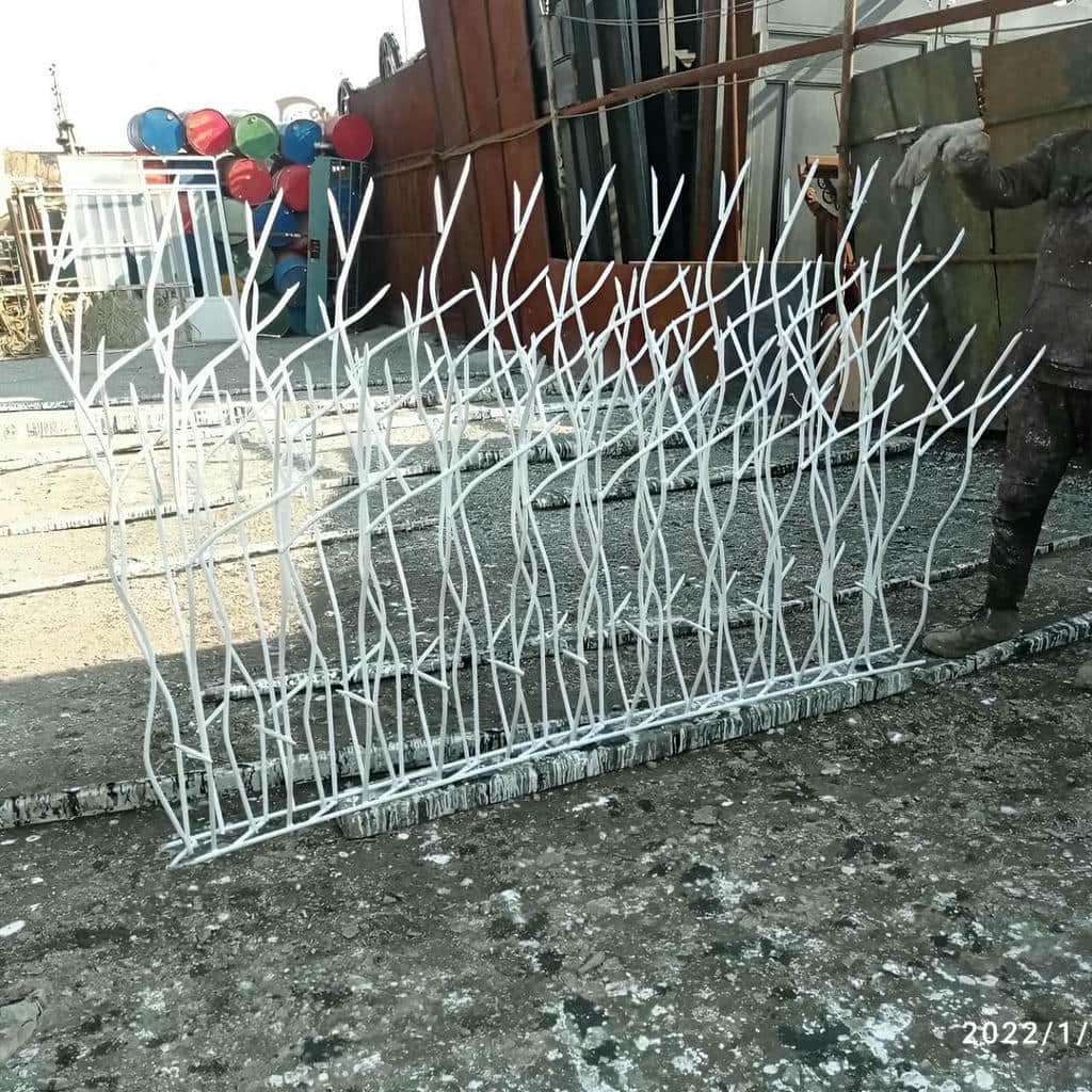 حفاظ شاخ گوزنی در محمدشهر