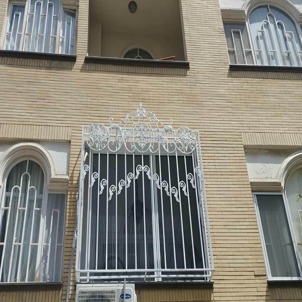 حفاظ پنجره آهنی در کرمانشاه