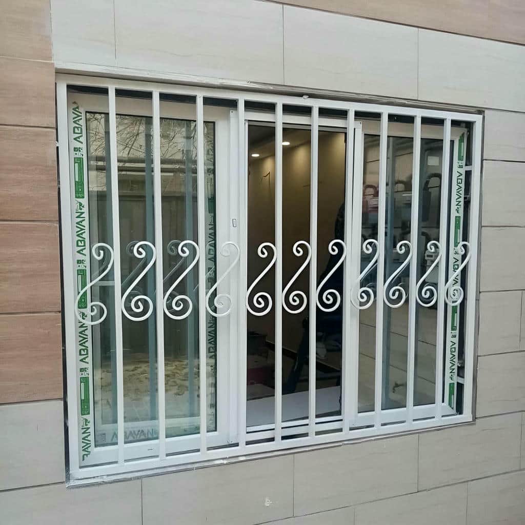 حفاظ پنجره آهنی در قشم