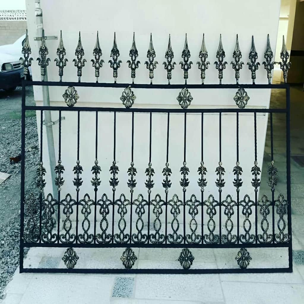 نصب حفاظ پنجره آهنی فرفورژه در مشهد