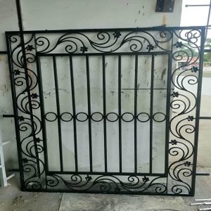 حفاظ پنجره آهنی در ارومیه