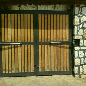 جک برقی درب پارکینگ در نیشابور