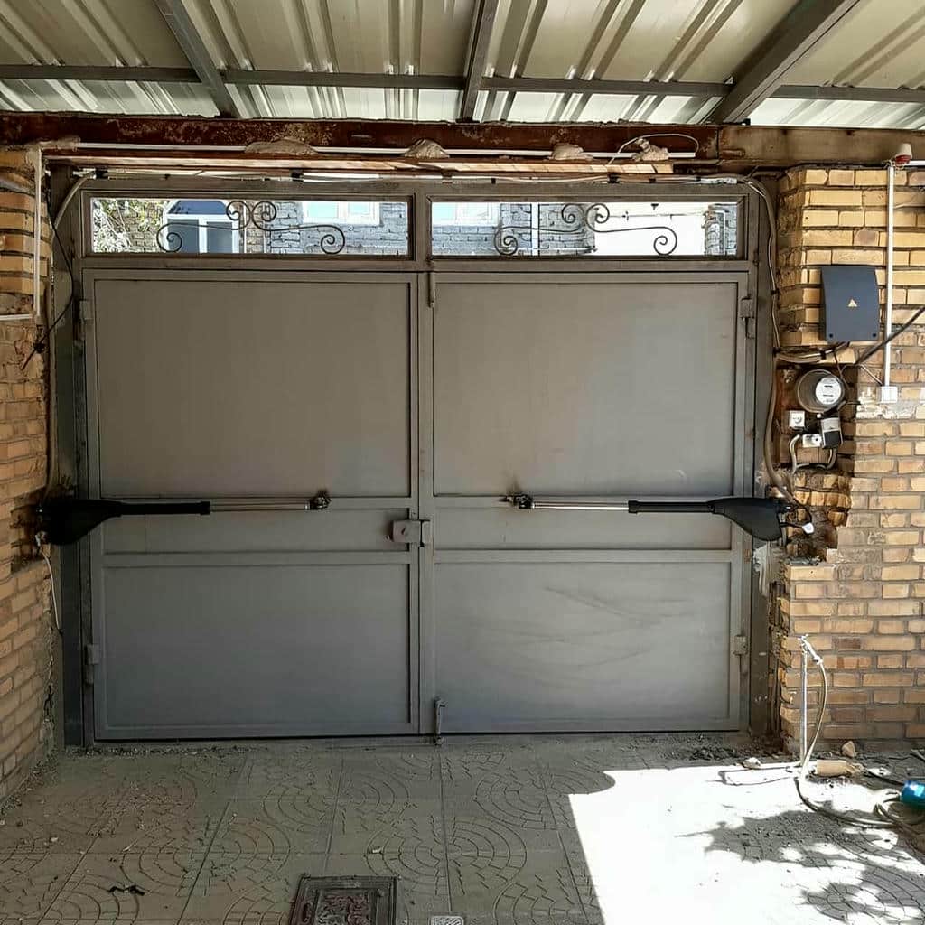 نصب جک برقی درب پارکینگ اتوماتیک در قم