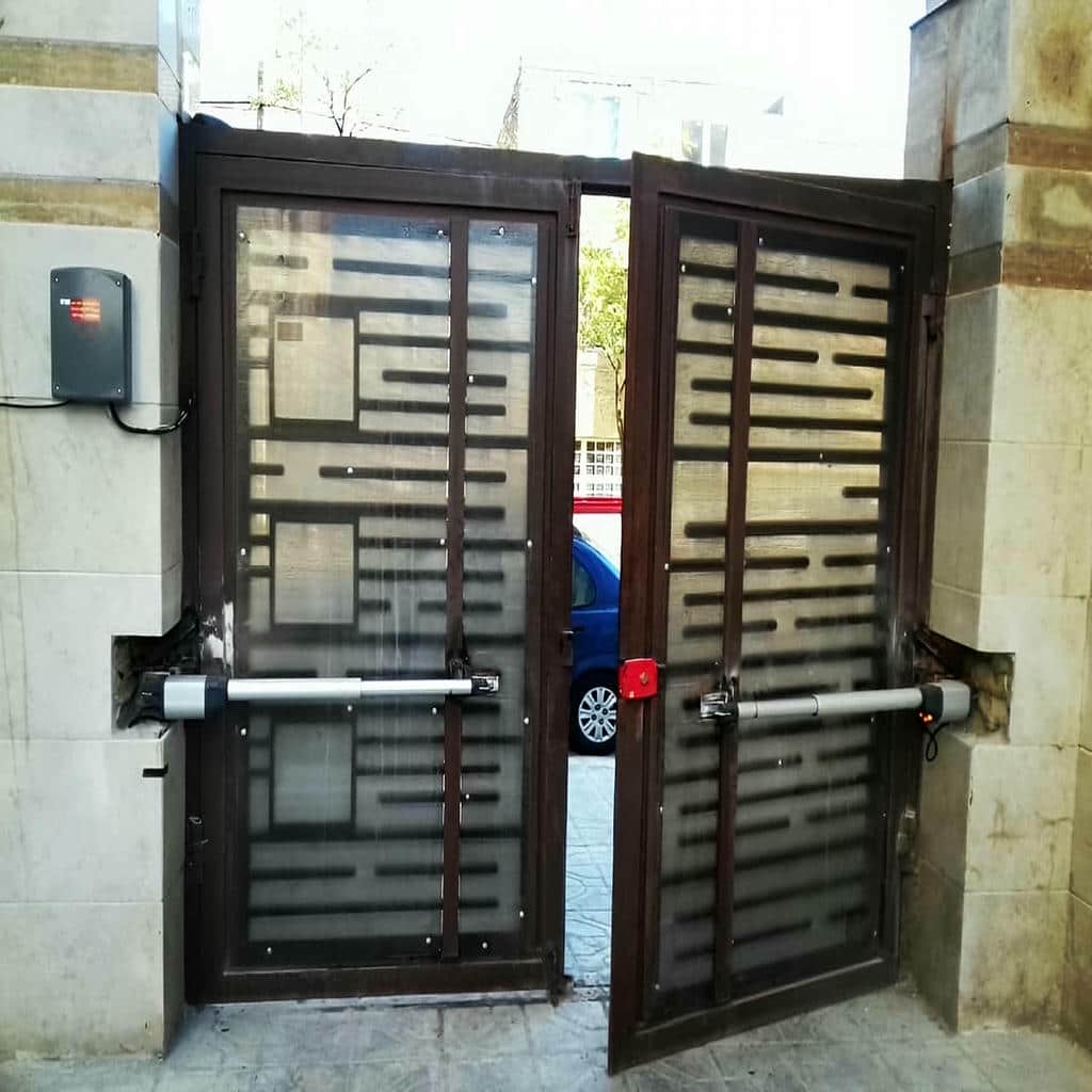 جک درب پارکینگ در استان گلستان