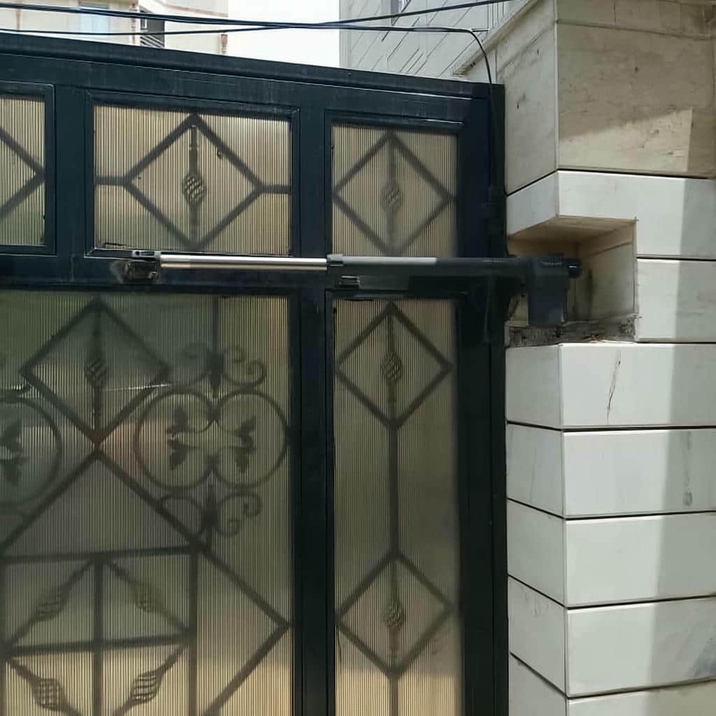 نصب جک درب پارکینگ مسکونی در نسیم شهر