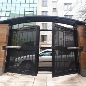 جک برقی درب پارکینگ در شیراز