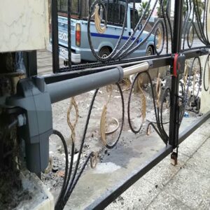 جک برقی درب پارکینگ در کیش