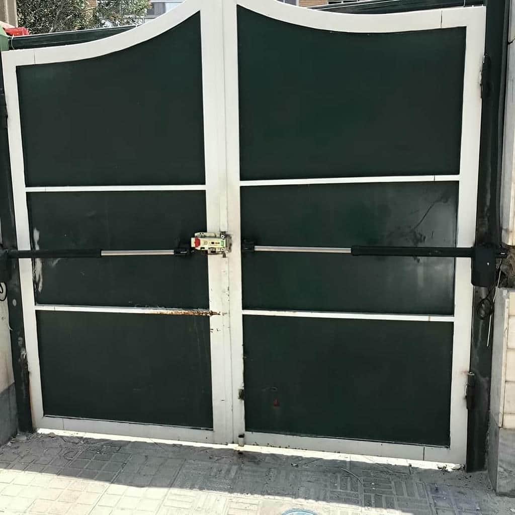 جک برقی درب پارکینگ در دماوند