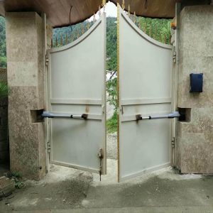 جک برقی درب پارکینگ در محمودآباد