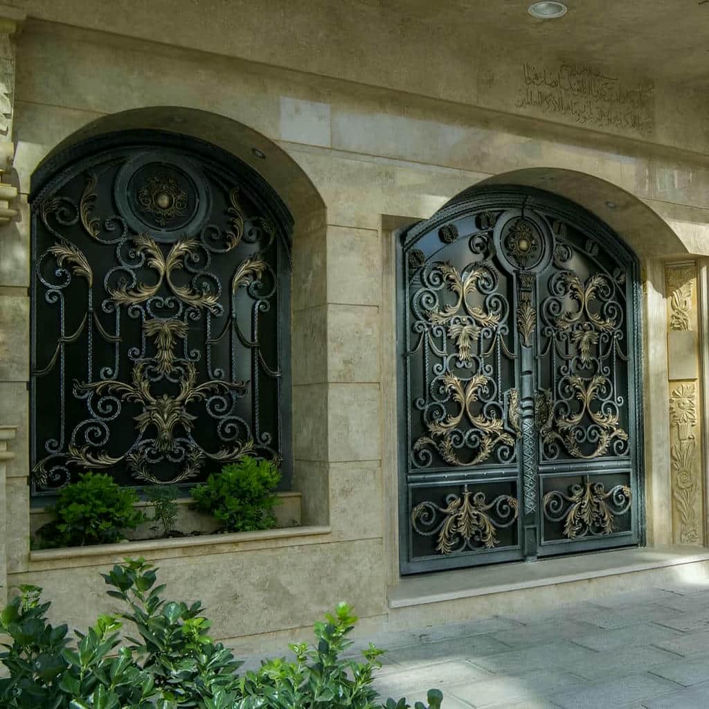 نصب درب حیاط ضدزنگ دقیق در یاسوج