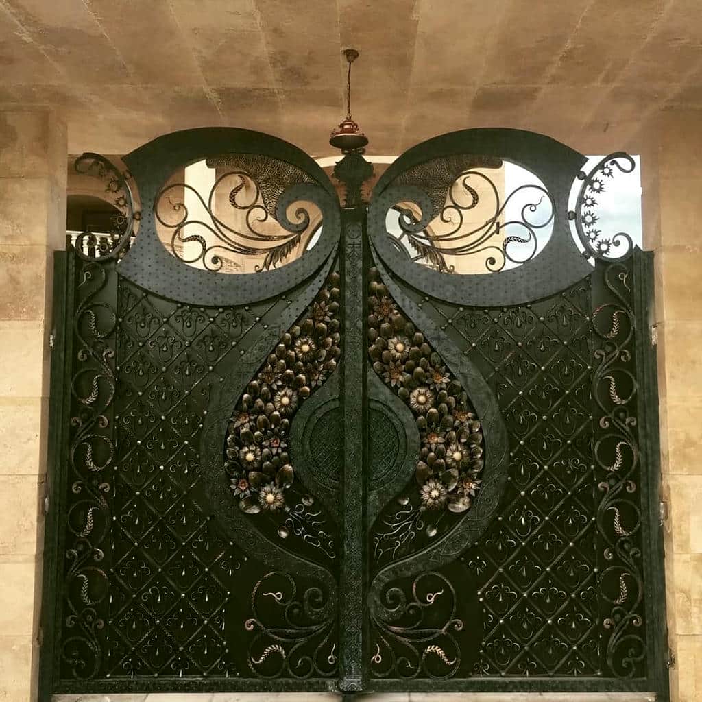 درب حیاط در کرج