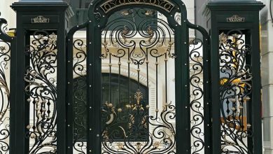 درب حیاط در ساوه