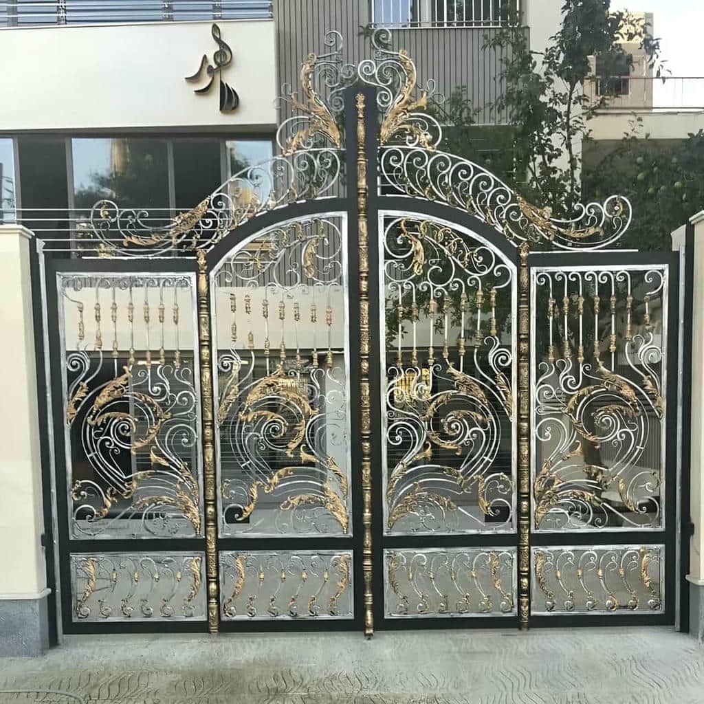 خرید درب حیاط فلزی در فشم