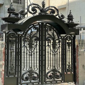 درب حیاط در مهرشهر کرج