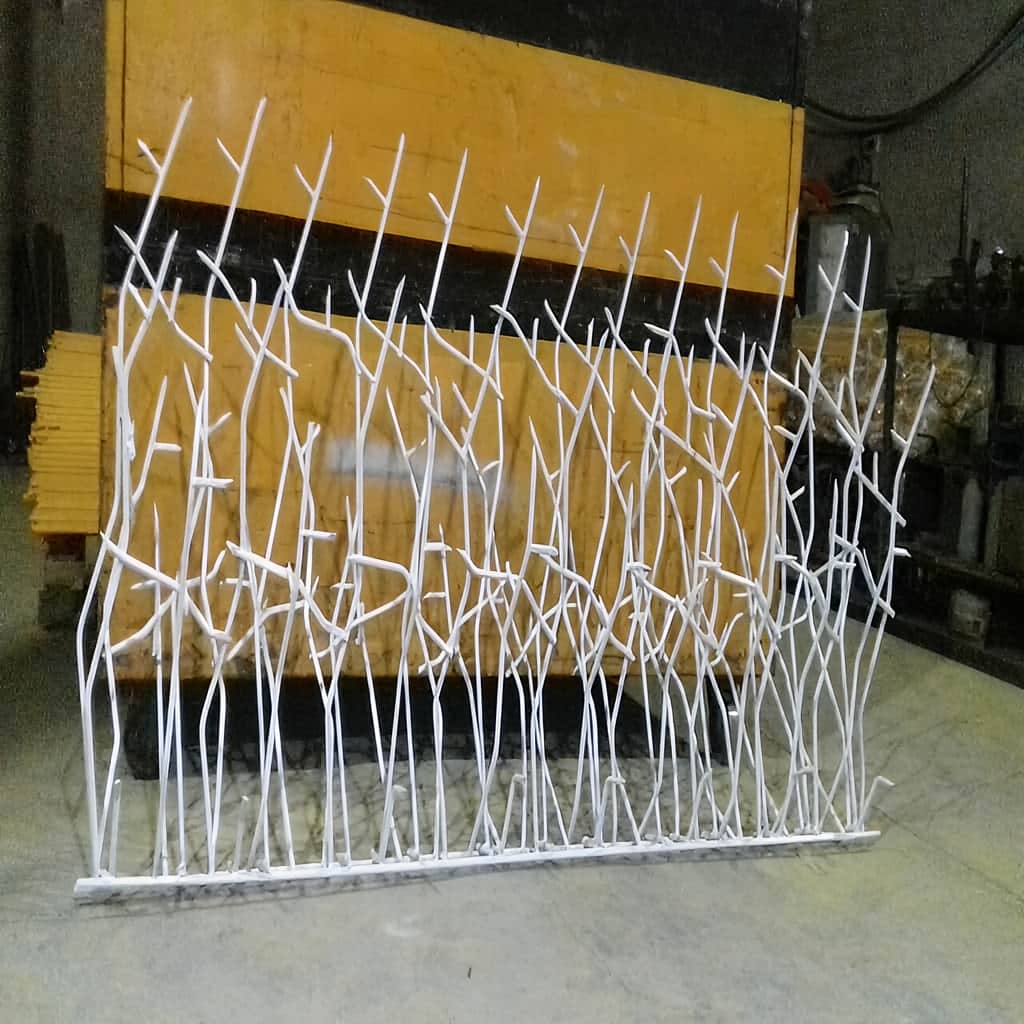 حفاظ شاخ گوزنی با ارتفاع مناسب دیوار