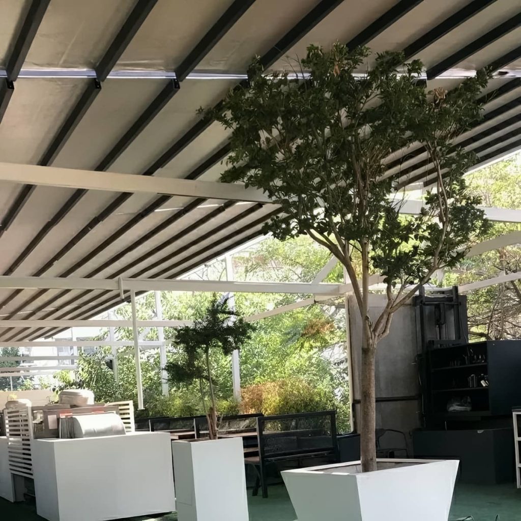 اجرای سقف برقی حیاط با پوشش ضدآب