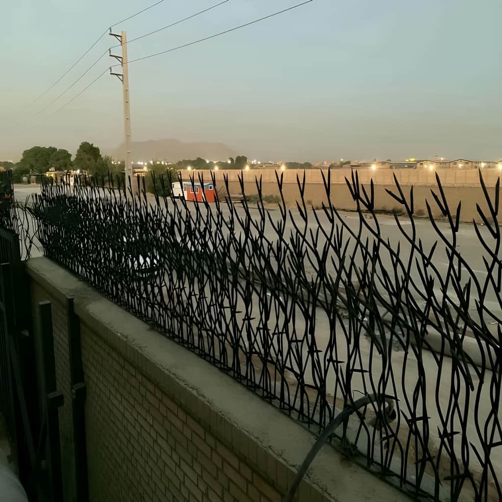 سفارش حفاظ بوته ای با قطعات اختصاصی کنج