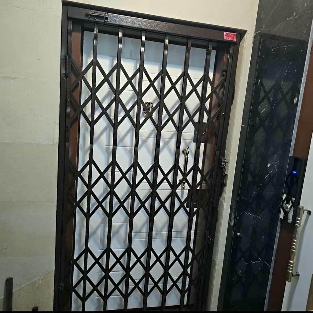 6 طرح درب آکاردئونی سلطنتی گل دار