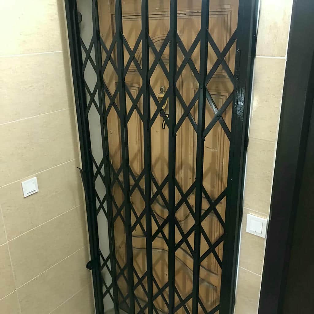 درب آکاردئونی ضد سرقت مناسب پروژه ورودی کمعرض