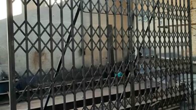 12 طرح درب آکاردئونی برای واحد اداری