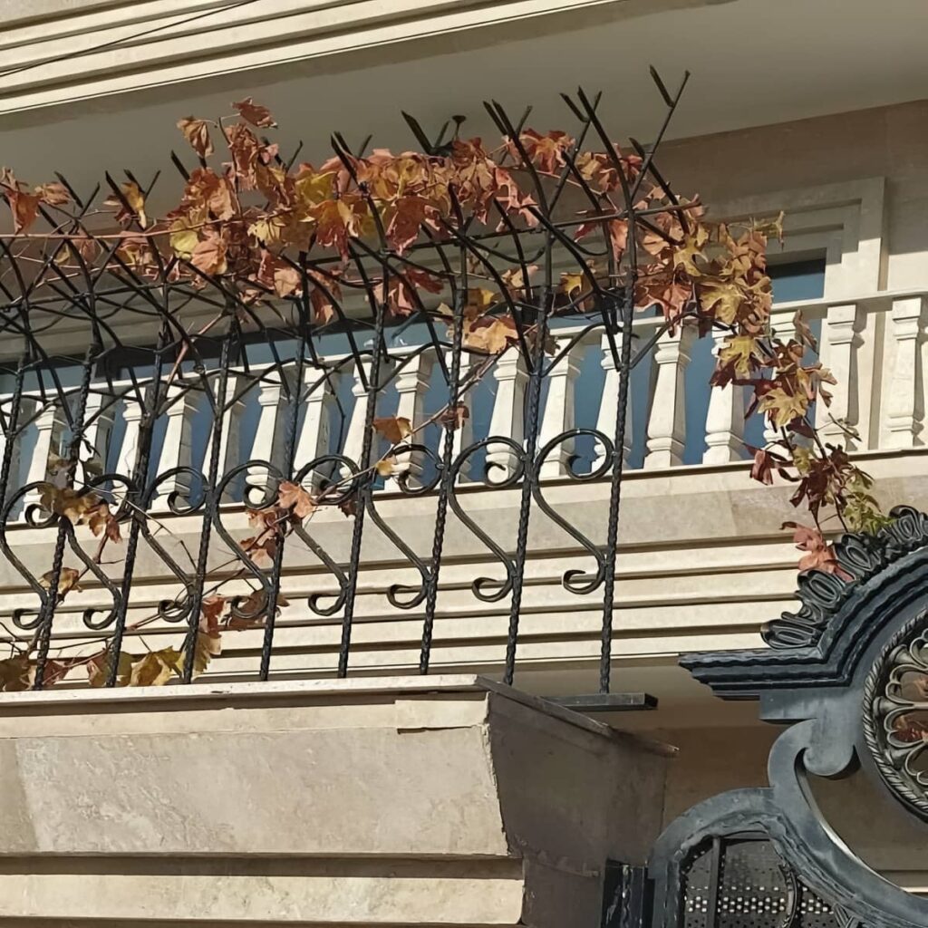سفارش حفاظ میلگردی با قطعه اختصاصی کنج