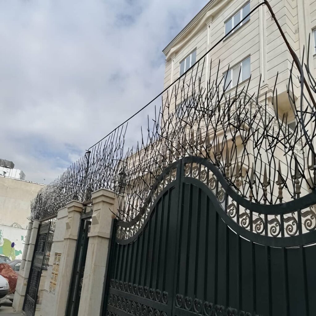 ساخت حفاظ دیوار با میلگرد خمکاری یکنواخت