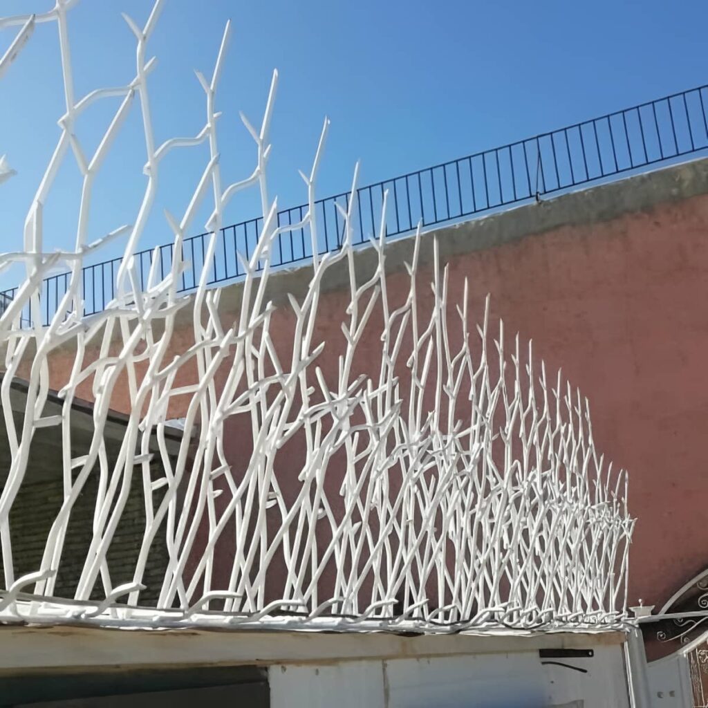حفاظ دیوار با میلگرد آجدار برای ضلع پشتی پروژه