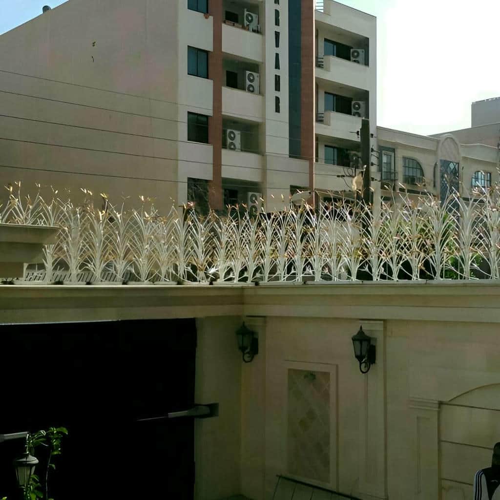 سفارش حفاظ لیلیوم با قطعات اختصاصی کنج