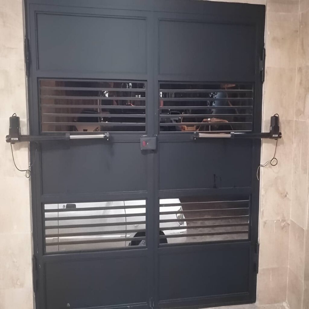 اجرای جک پارکینگ هیدرولیک صنعتی با تنظیم فشار