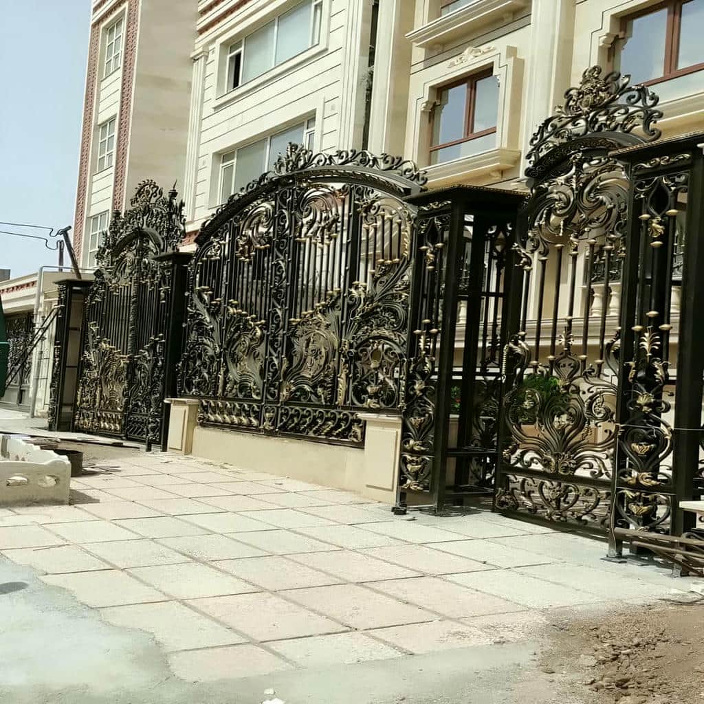 تولید درب ویلایی مینیمال خطی عمودی