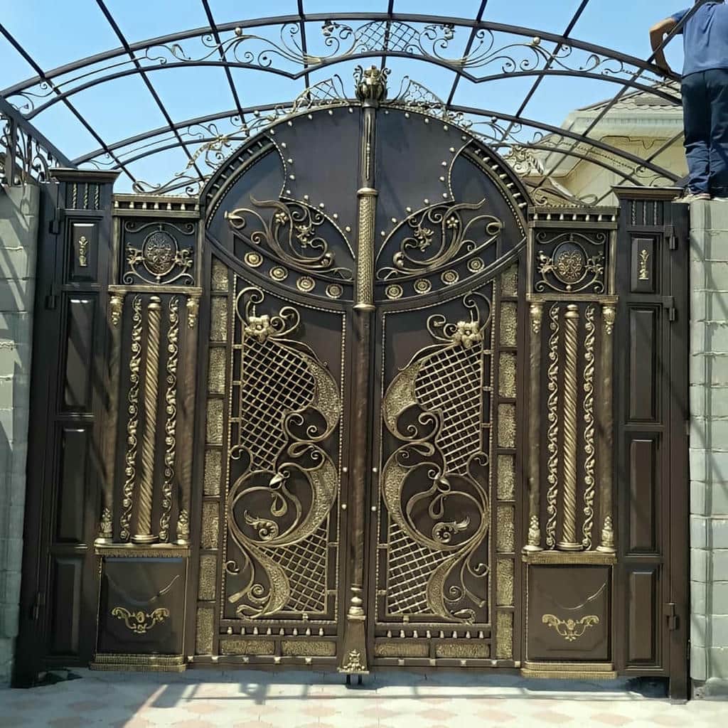 فروش درب حیاط لولایی ستون دار مدل تمام‌ورق