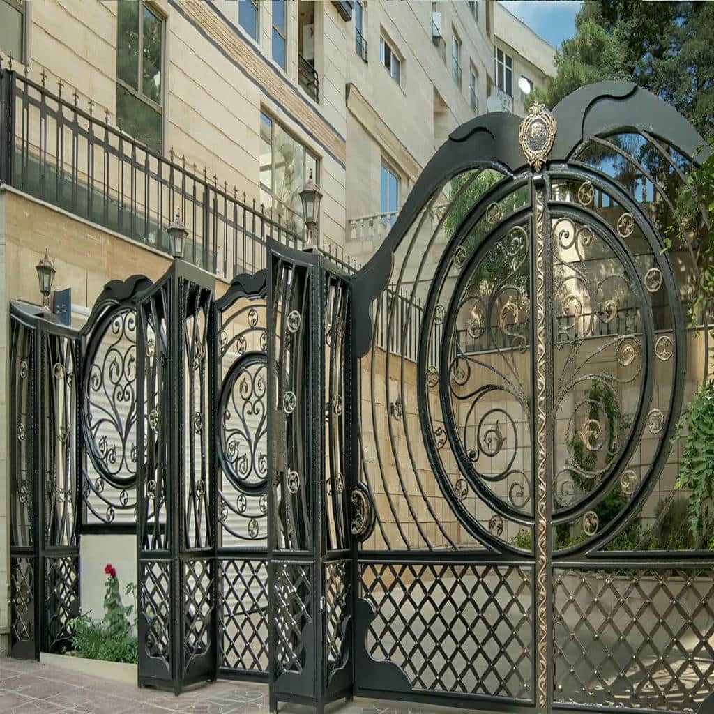اجرای درب پارکینگ ترموود با چیدمان ترکیبی