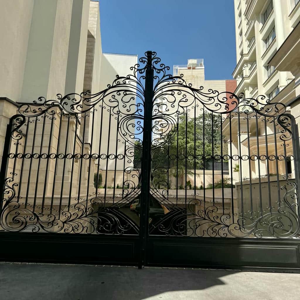 ساخت درب پارکینگ ساده پروفیلی عمودی