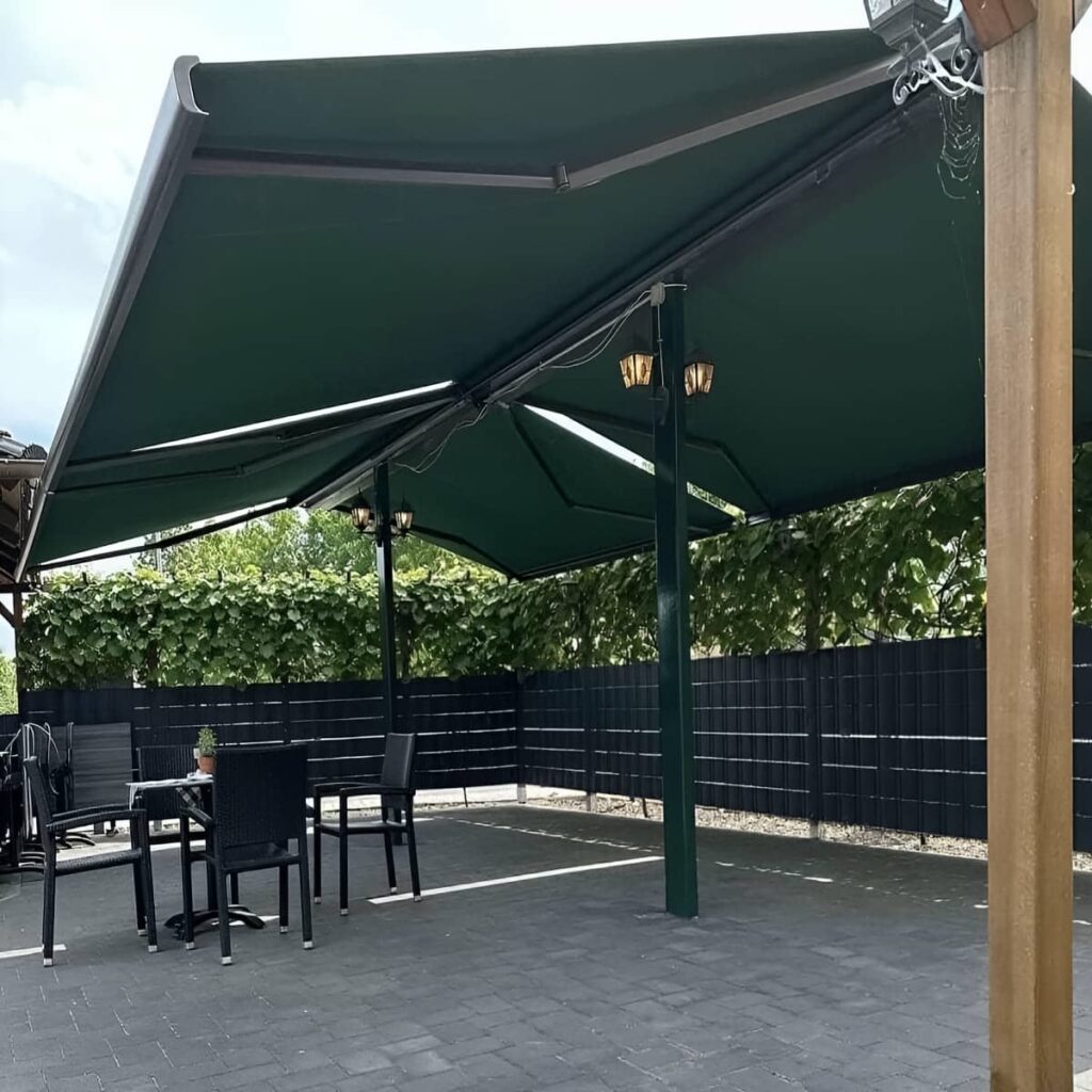سایبان اتوماتیک پارچه ای نمای ساختمان