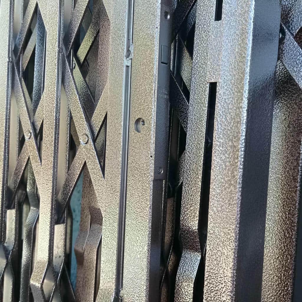 گارد آکاردئونی پارکینگ فلزی